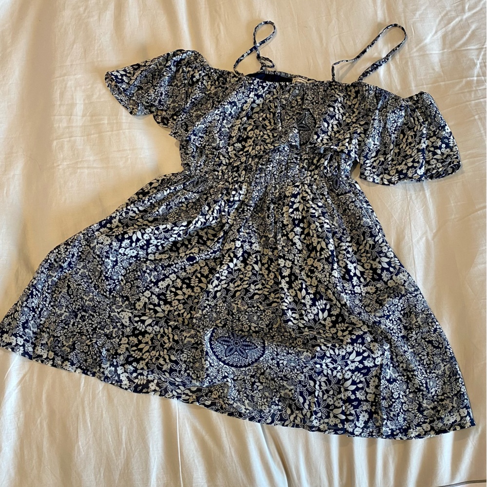 Abercrombie & Fitch navy blue and white mini dress, size small, EUC